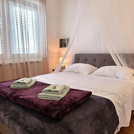 Casa Mia Sabunike A1 Daire